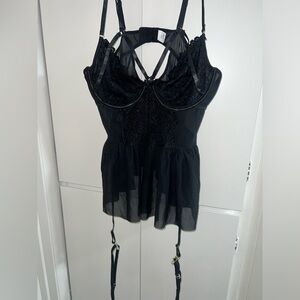 Lingere tops